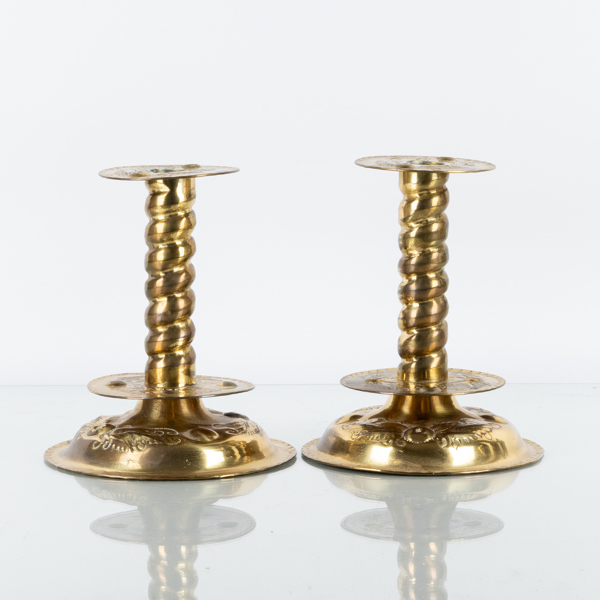 LJUSSTAKAR, 1 par, mässing, barockstil, 1900-tal