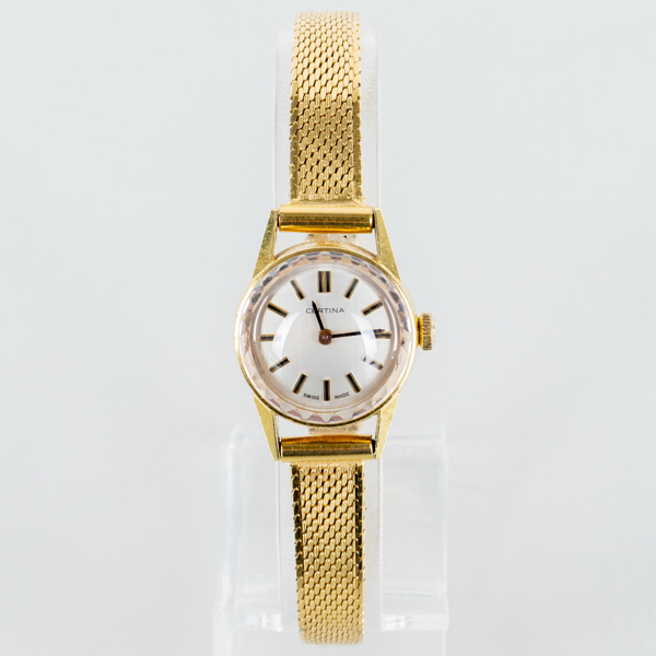 DAMARMBANDSUR, 18k guld, Certina, tot vikt ca 26 g