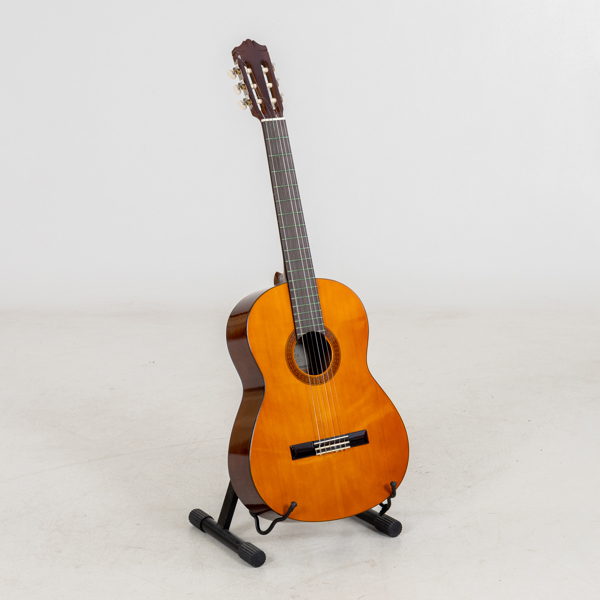 GITARR, Yamaha CG 100-A