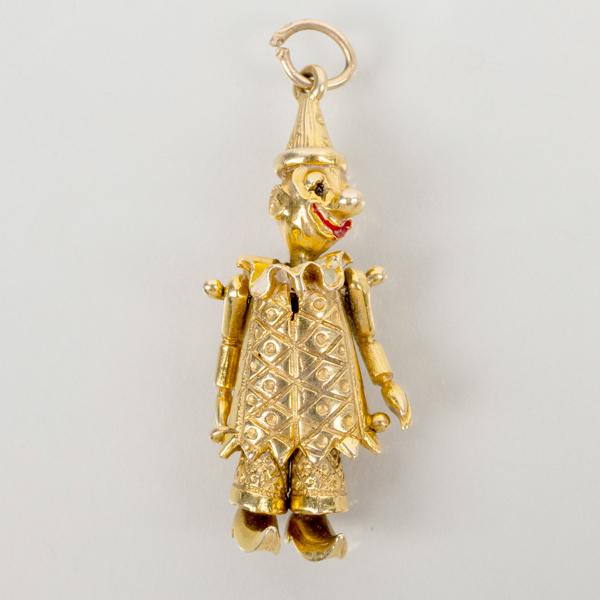 HÄNGE, låghaltigt guld, vikt ca 6 g