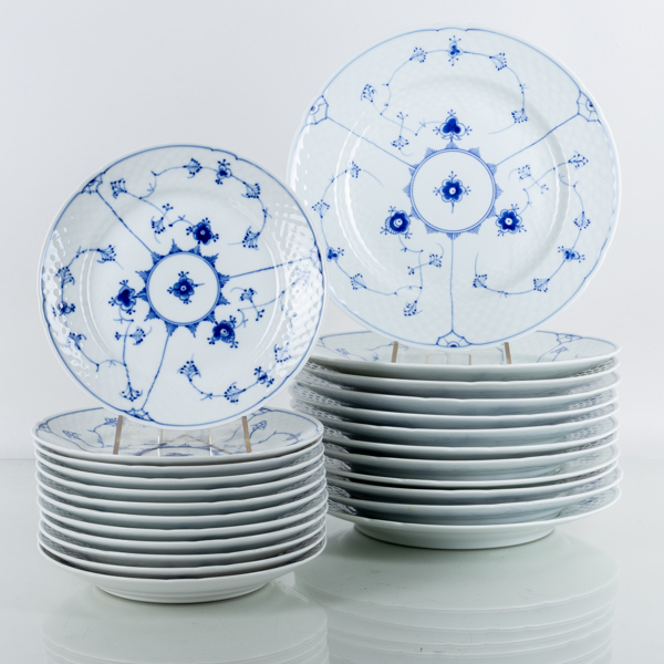 BING & GRÖNDAHL, 24 del matservis, porslin, "Musselmalet", Danmark