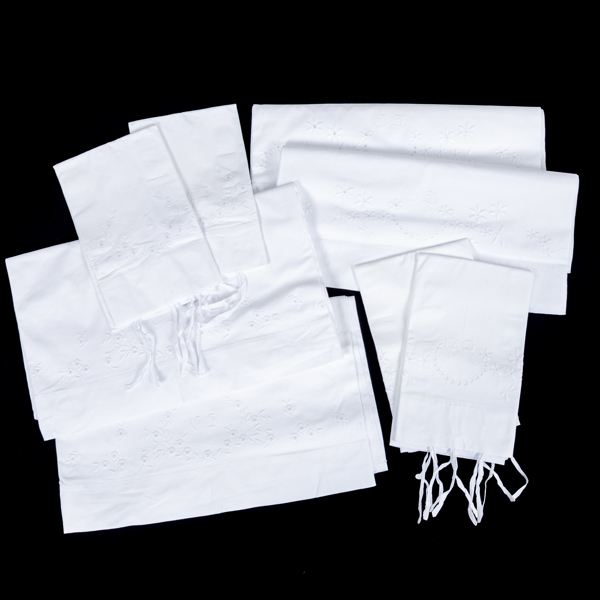 ÖVERLAKAN OCH ÖRNGOTT, 2 par, linne, 1900-tal