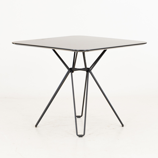 CHRIS MARTIN, matbord, Massproductions, samtida