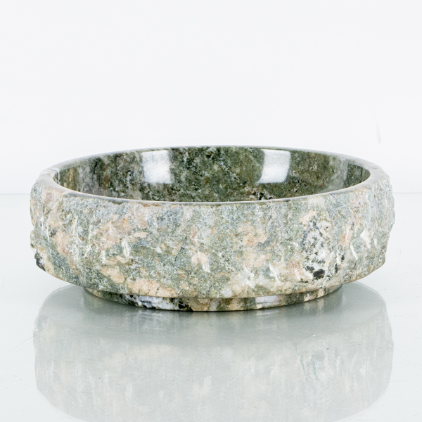  SKÅL, kolmårdsmarmor, monogramsignerad och daterad WG 1978