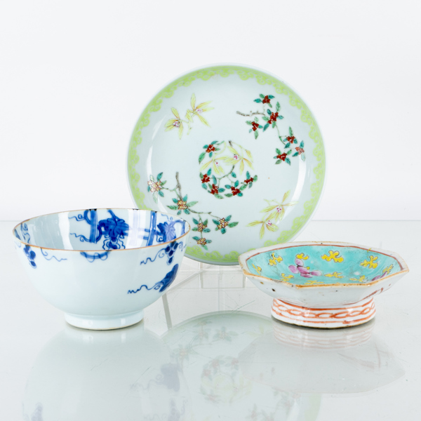 SKÅL OCH SKÅLFAT, 3 st, porslin, Kina, 1800-/1900-tal