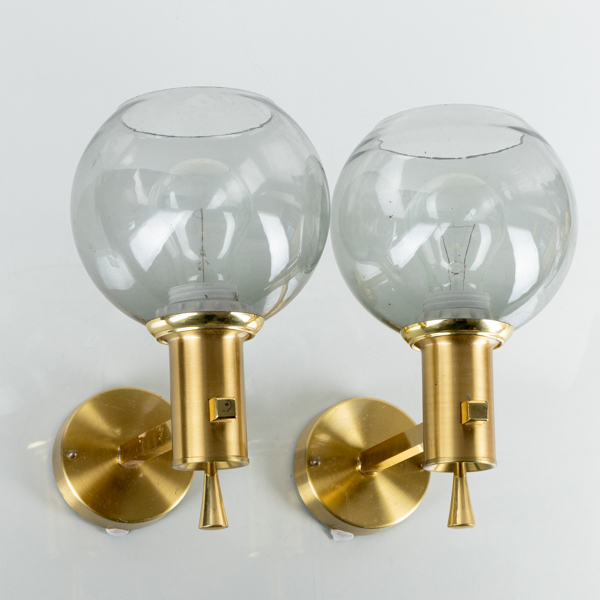 VÄGGLAMPOR, 1 par, mässing, 1900-talets andra hälft