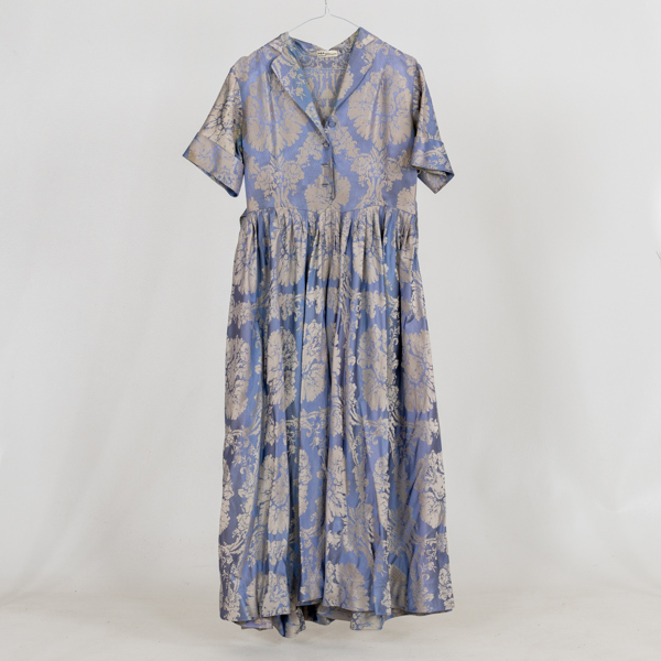 KLÄNNING, sidenbrokad, Mea Stockholm, 1900-talets mitt