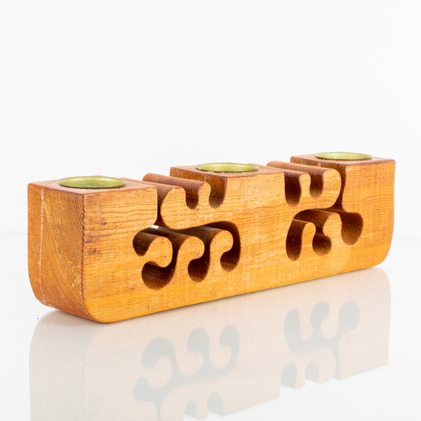 GUNNAR KANEVAD, ljusstake, trä, signerad och daterad 1981