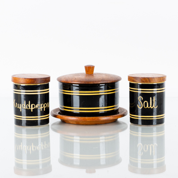 BURKAR, 3 st, keramik, Töreboda, 1900-talets mitt