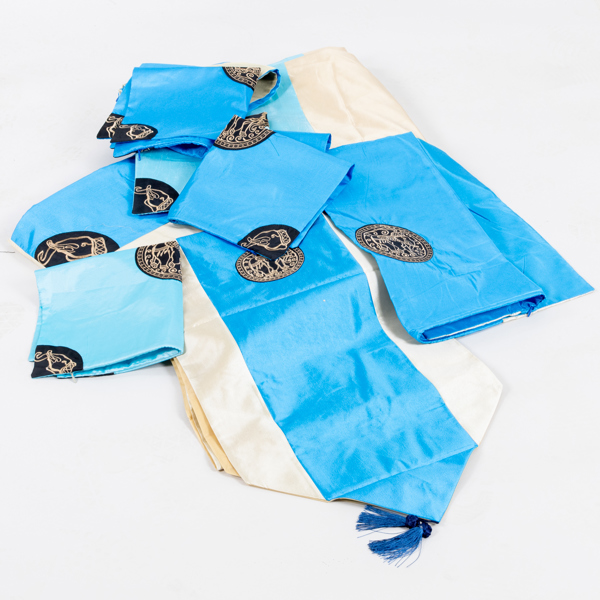 SÄNGKLÄDER, 9 del, siden, Asien, 1900-tal