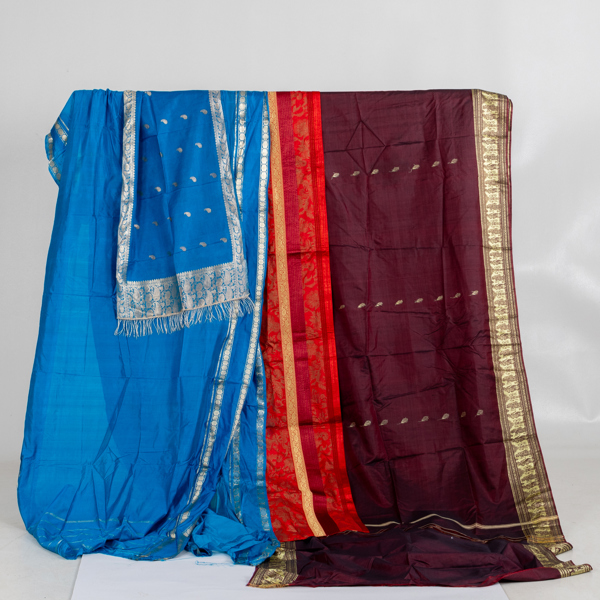 TEXTILER, 4 st, siden, Indien, 1900-tal