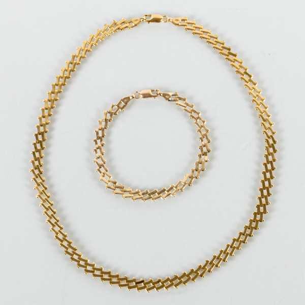 COLLIER OCH ARMBAND, 18k guld, fantasilänk, tot vikt ca 29,5 g