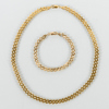 COLLIER OCH ARMBAND, 18k guld, fantasilänk, tot vikt ca 29,5 g