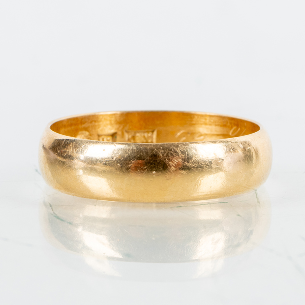 RING, 18k guld, svenska stämplar, tot vikt ca 6,9 g 