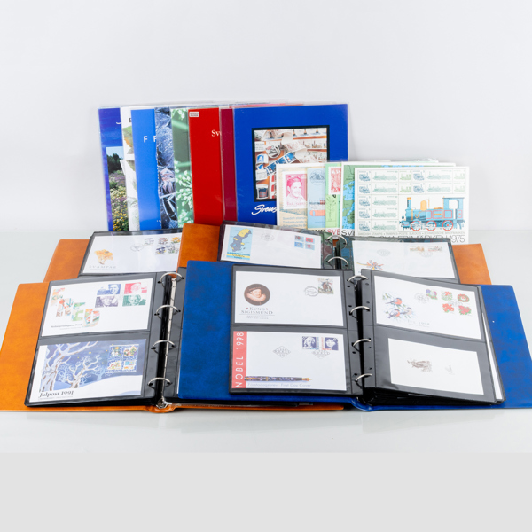 SAMLING FRIMÄRKEN, 4 album, Sverige, 1900-tal