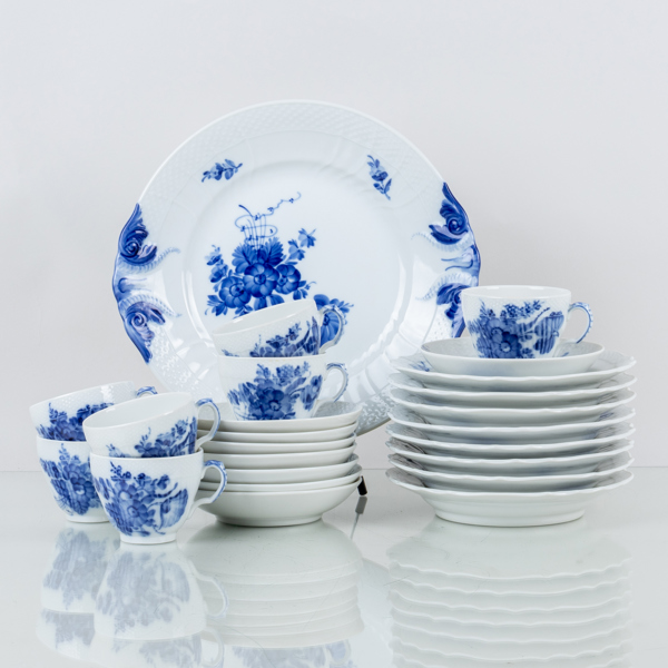 ROYAL COPENHAGEN, 16 del servisporslin, "Blå Blomst", Danmark