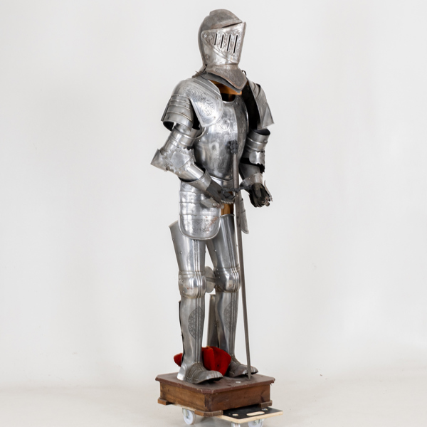 RIDDARRUSTNING, metall, replika, samtida
