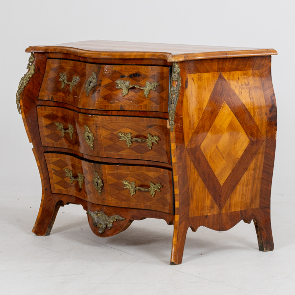 BYRÅ, rokoko, 1700-tal