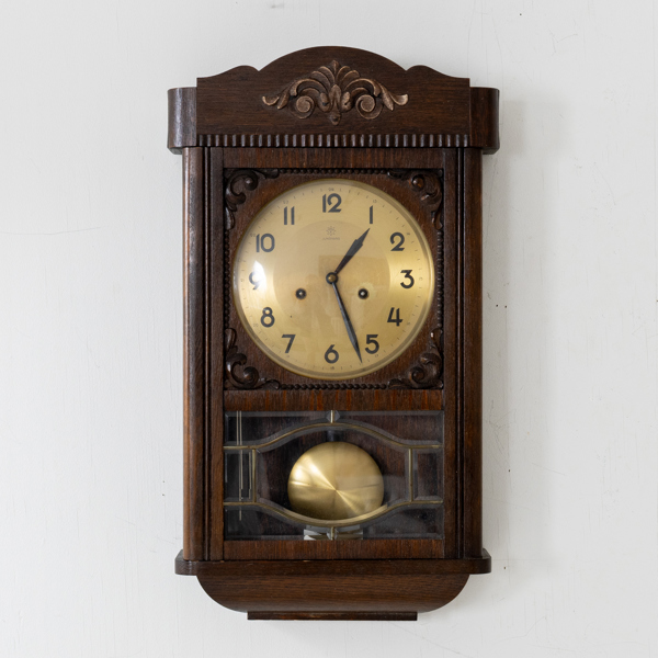 VÄGGPENDYL, ek och mässing, Junghans, 1900-talets mitt