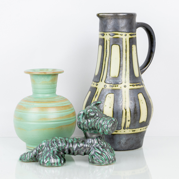 FIGUR OCH VASER, keramik, bla sannolikt St Eriks Lervarufabrik, 1900-talets mitt