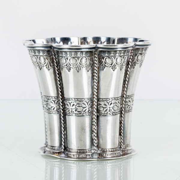 MARGRETHEBÄGARE, sterlingsilver, A Michelsen, Köpenhamn 1948, vikt ca 105 g