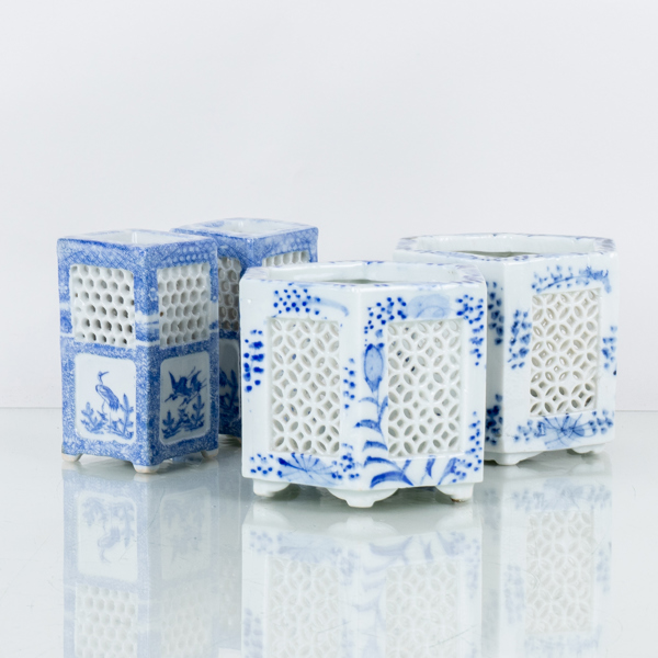 LYKTOR, 1 par SAMT VASER, 1 par, porslin, Japan, 1900-tal