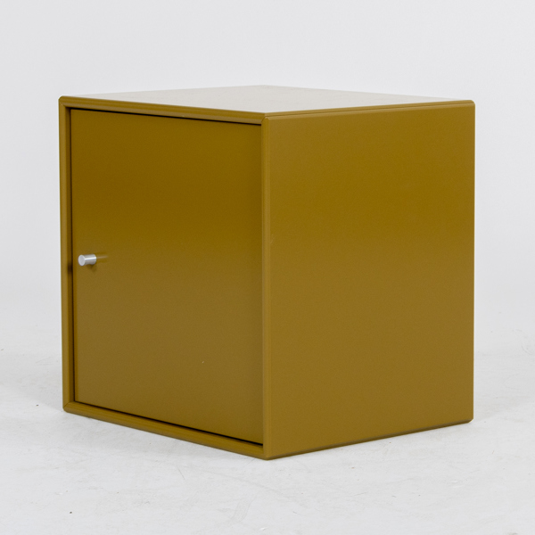 VÄGGSKÅP, Montana, nutida