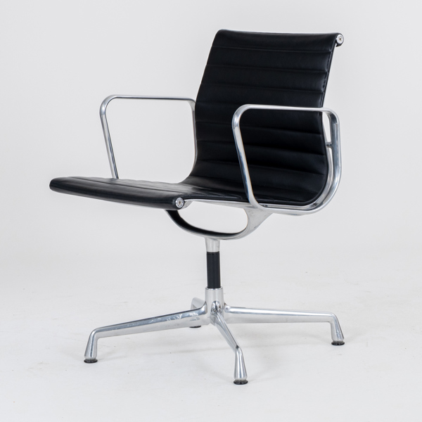 CHARLES & RAY EAMES, skrivbordsstol, "EA-108", Vitra