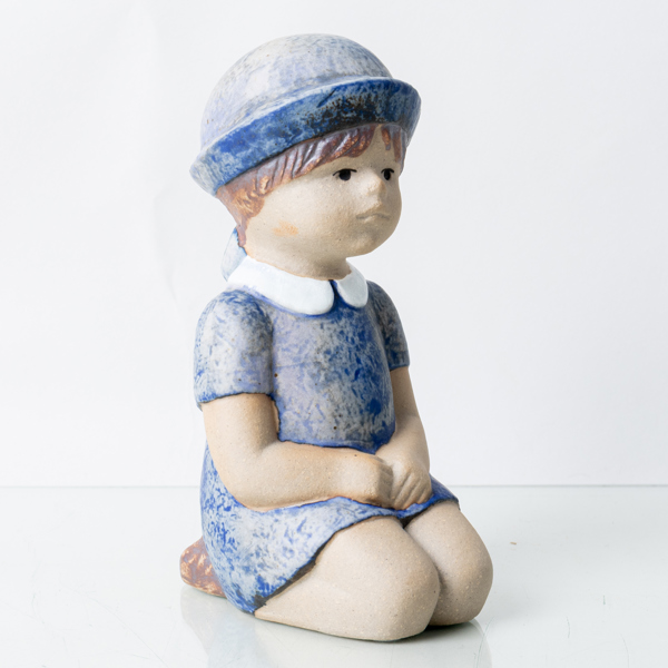 LISA LARSON, figur, stengods, "Sommarklädd", Gustavsberg