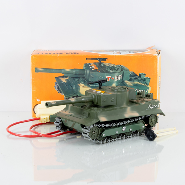 LEKSAK, plast och plåt, ""Tank Tigre", Clim, 1900-tal