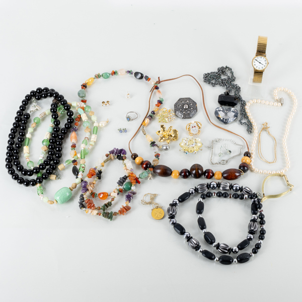 SAMLING BIJOUTERIER, mestadels 1900-talets andra hälft