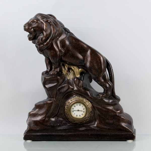 BORDSUR, bemålat gips, 1900-talets första hälft