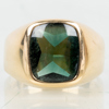 KLACKRING, 18k guld, med grön sten, tot vikt ca 5,8 g