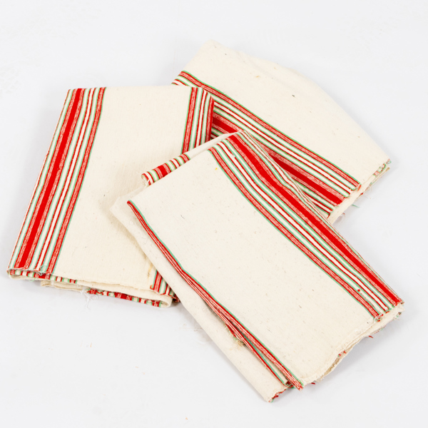 TEXTILER, 3 st, ull, allmoge, 1800-/1900-tal