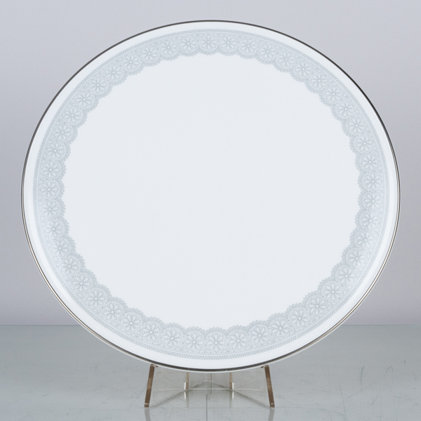 SERVERINGSFAT/TÅRTFAT, porslin, "Isabella Silver", Royal Worcester, England, 1900-/2000-tal