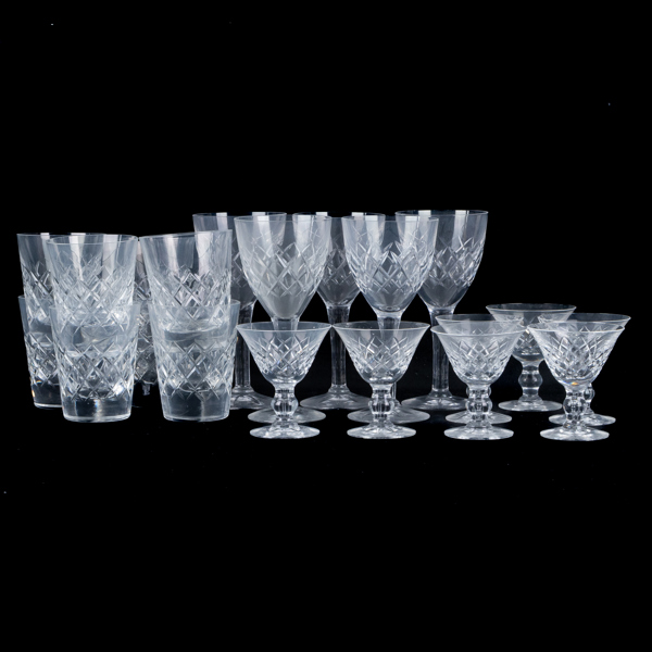 GLASSERVIS, 20 del, 1900-talets andra hälft