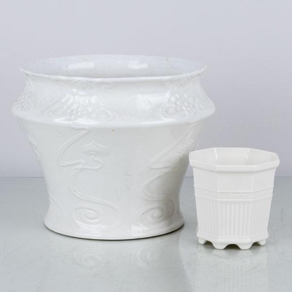 YTTERFODER, 2 st, porslin, "Jugend" och "Waldemarsudde", Gustavsberg