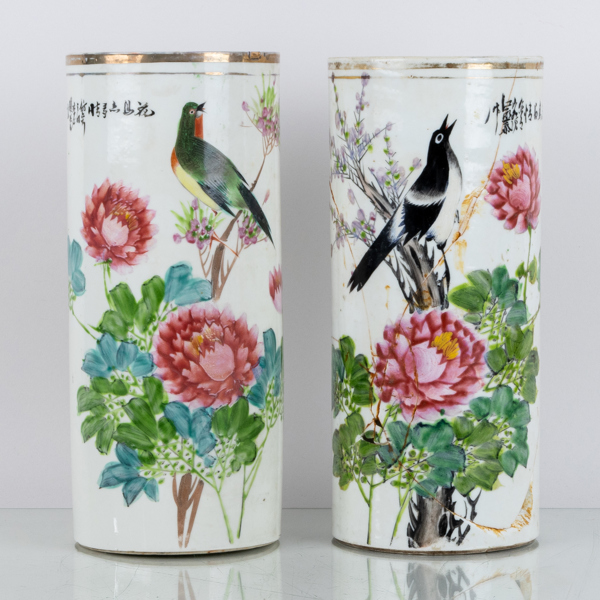 PENSELVASER, 2 st, porslin, Kina, 1900-tal