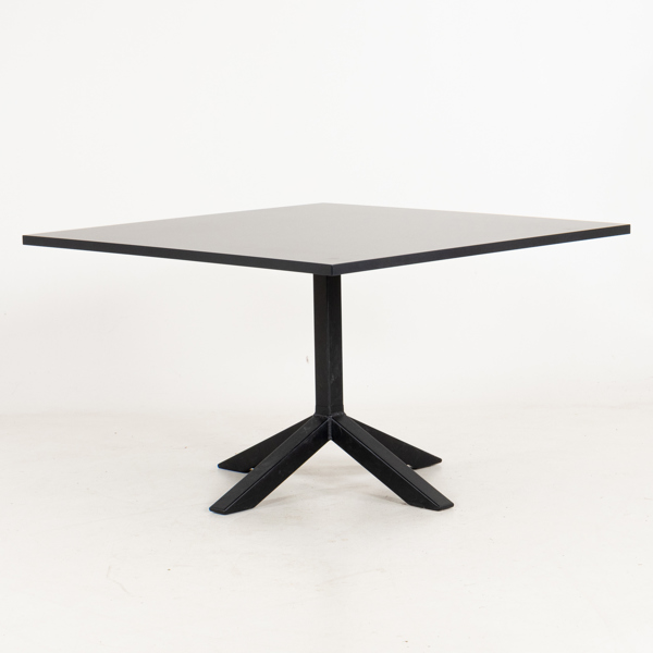 JOHANNES FOERSOM & PETER HIORT-LORENZEN, bord, "Funk", för Lammhults, formgivet 2008