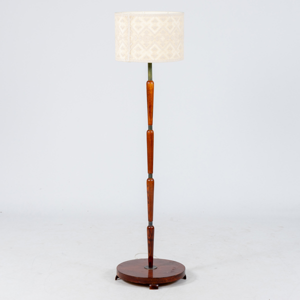 GOLVLAMPA, 1900-talets mitt