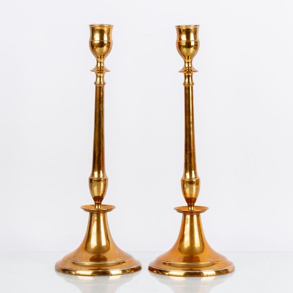 LJUSSTAKAR, 1 par, mässing, 1900-talets första hälft