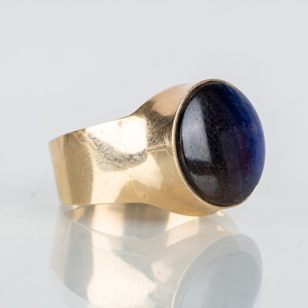 RING, 18k guld med blå sten