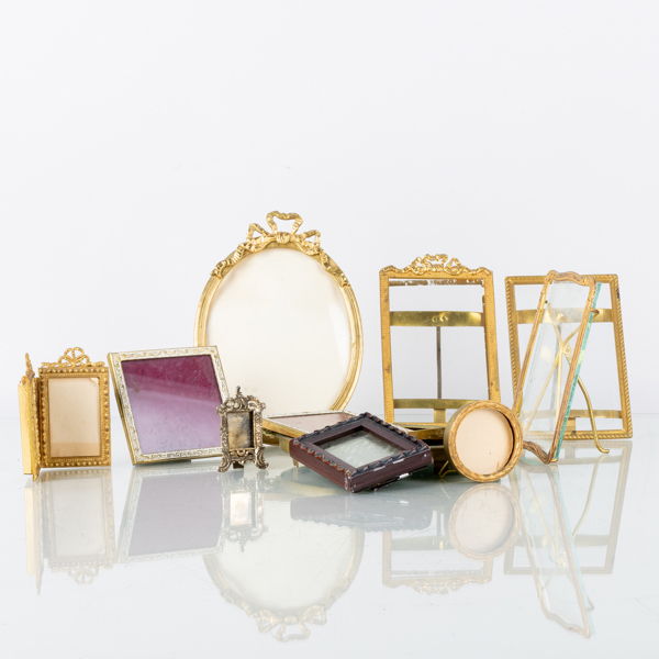 FOTOGRAFIRAMAR, 12 st, olika material, 1900-tal