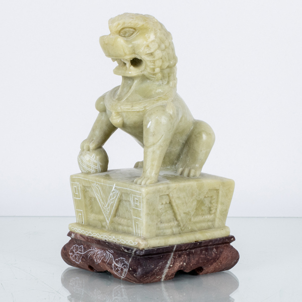 FOHUND, grön sten, orientalisk, 1900-tal