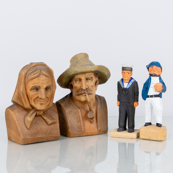 SKULPTURER, 4 st, skuret trä, 1900-tal