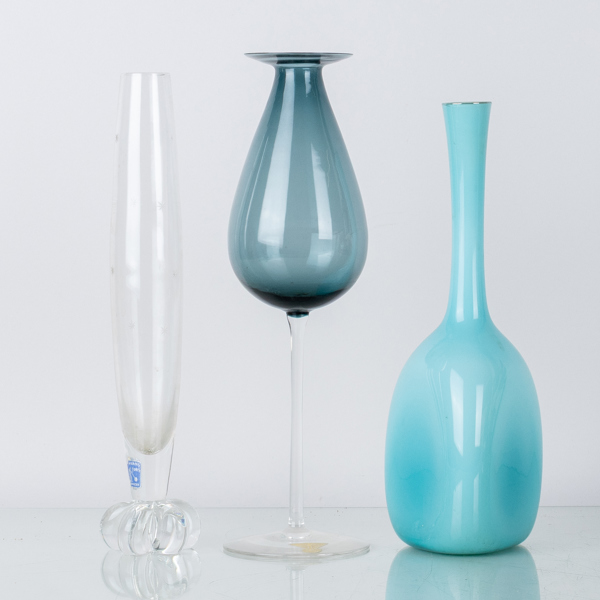 VASER, 3 st, glas, bla Gulla Skruf, 1900-talets mitt
