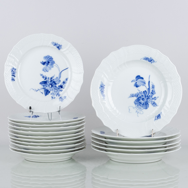 ROYAL COPENHAGEN, 17 st, servisdelar, "Blå blomst", Danmark, 1900-talets andra hälft