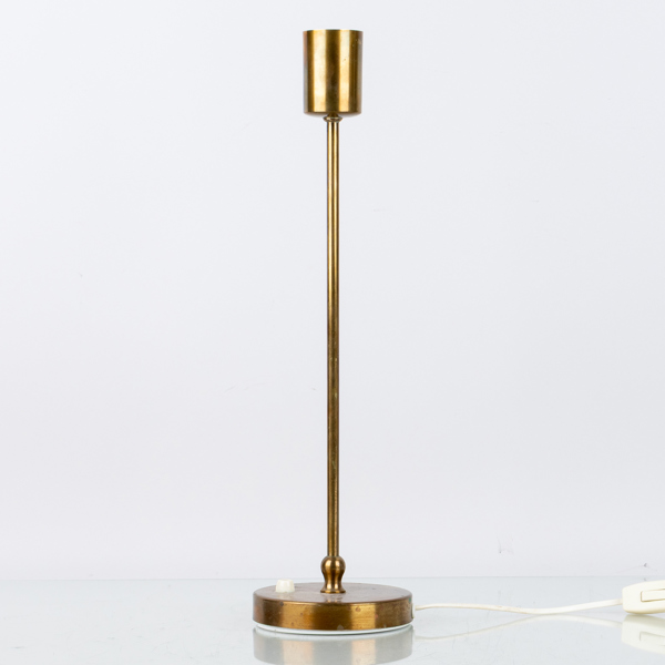 JOSEF FRANK, bordslampa, mässing, modell 2332, Firma Svenskt Tenn