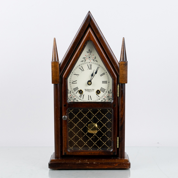 BORDSUR, New England Clock, USA, 1900-talets andra hälft 