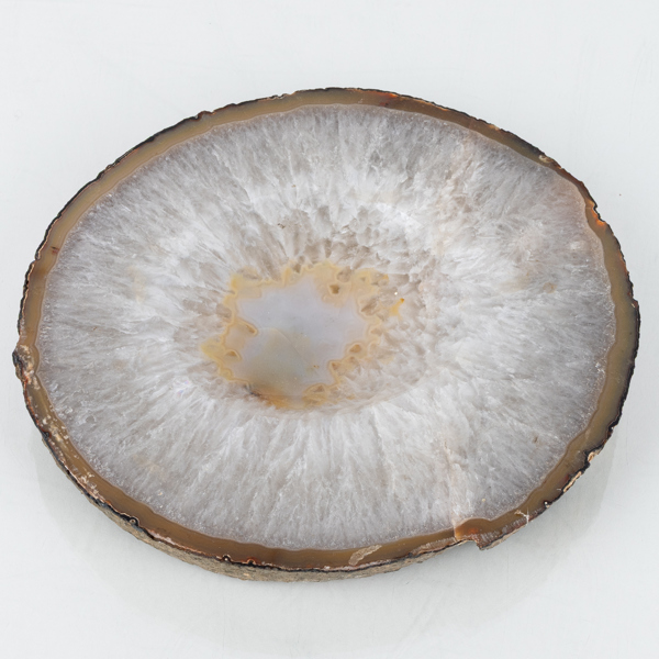 SKÅLFAT, sk förstenat trä, sannolikt Sydamerika